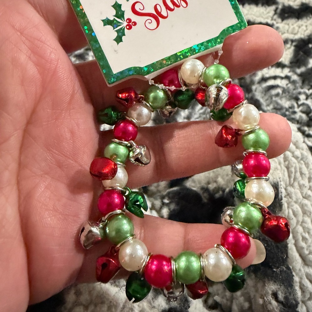 Christmas-Stretch Multicolor Jingle Bells & Multicolor Bead  Bracelet
